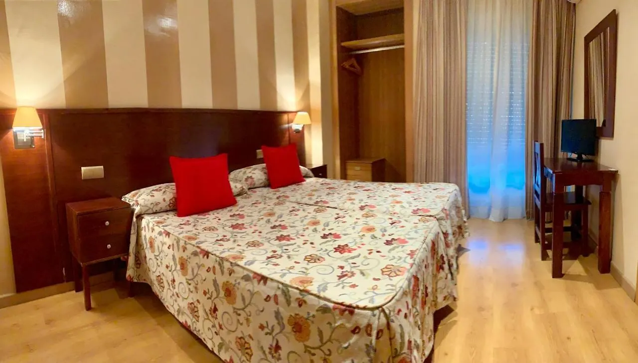 Hotel Fernando IV Martos